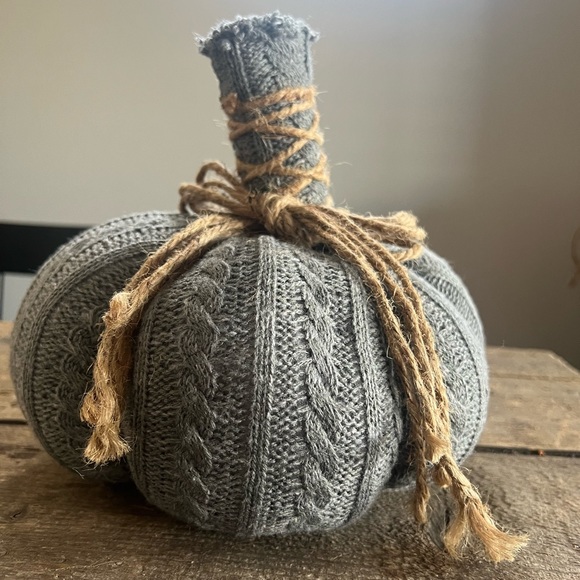 Quilted pumpkin - Picture 2 of 2